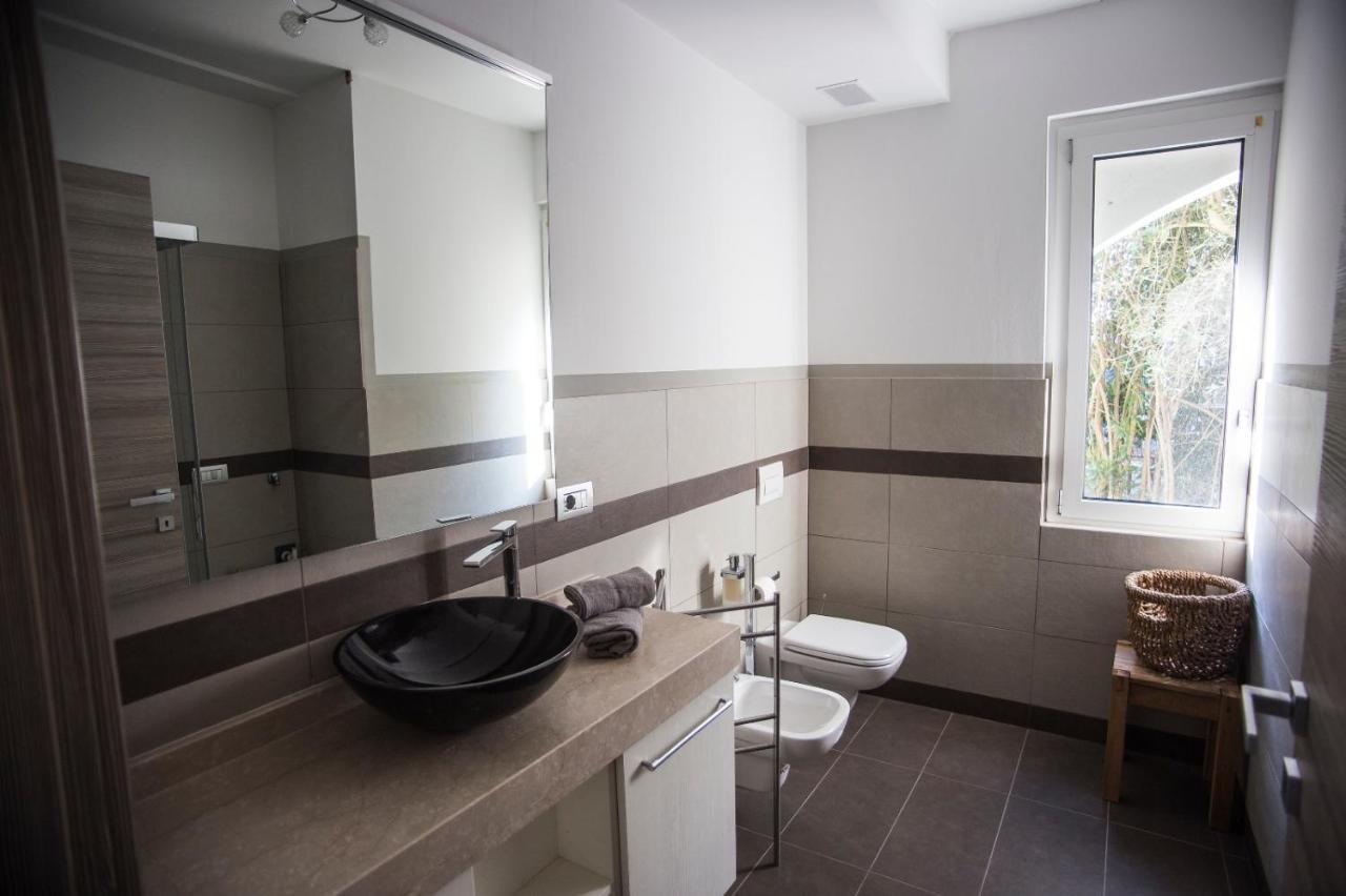 Ferienwohnung Casa Sophia San Felice del Benaco Exterior foto