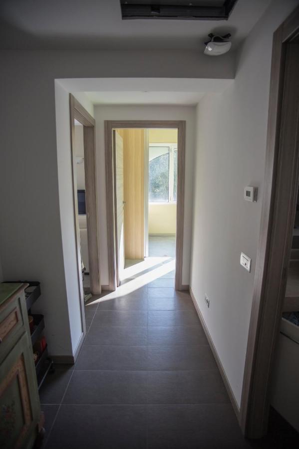 Ferienwohnung Casa Sophia San Felice del Benaco Exterior foto
